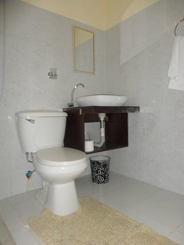Reddoorz Premium @ Napaling Point Tangnan Hotel Exterior photo